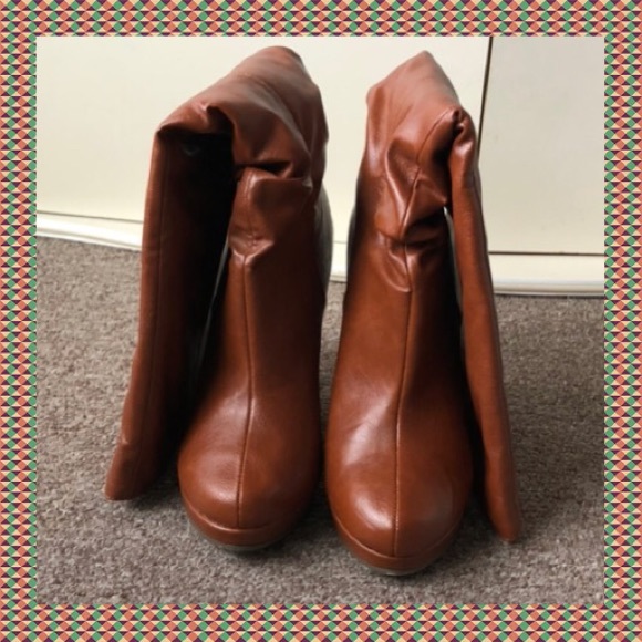 Women’s Knee high boots - Picture 2 of 7